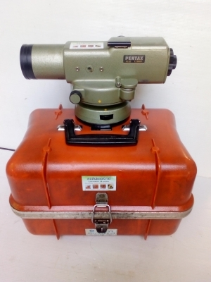 กล้องระดับ PENTAX รุ่น AL-2สภาพ90\%ผลิตญี่ปุ่นเเท้ๆกำลังขยาย32 เท่า พร้อมคาริเบตออกใบเซอร์ MADE IN J