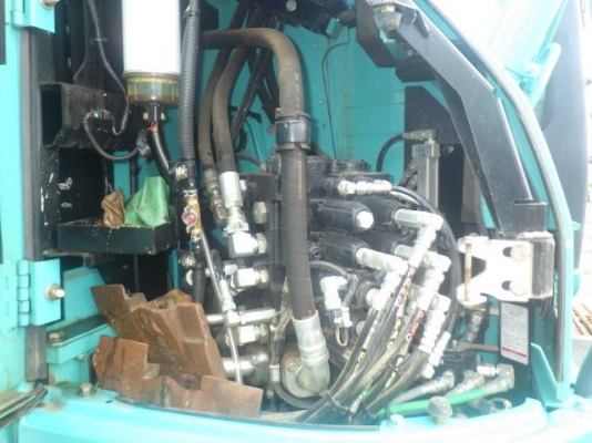 ขายรถขุดนำเข้าจากประเทศญี่ปุ่น kobelco sk125yy06 รุ่น8 แทรกกว้าง70cm สนใจติดต่อสอบถาม 0923309229 อีด