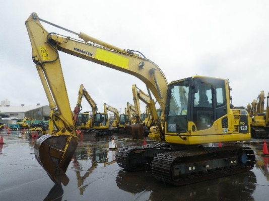 ขายรถขุดนำเข้าจากประเทศญี่ปุ่น komatsu pc120-8 แทรกว้าง 70cm  สนใจติดต่อสอบถาม 0923309229 อีด