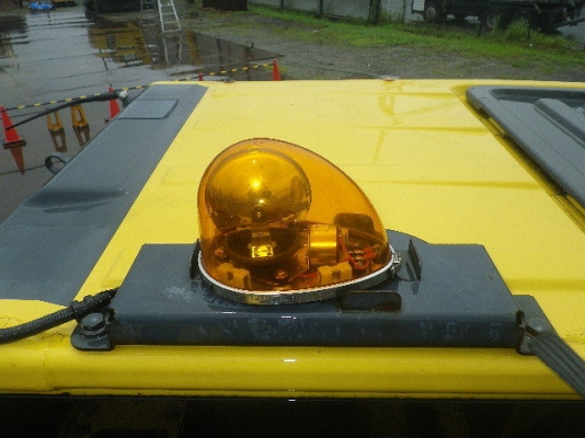 ขายรถขุดนำเข้าจากประเทศญี่ปุ่น komatsu pc120-8 แทรกว้าง 70cm  สนใจติดต่อสอบถาม 0923309229 อีด