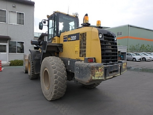 ขายรถตักล้อยาง KOMATSU WA320-7 ปี 2014 นำเข้าเองจากญี่ปุ่น สภาพสวยพร้อมใช้งาน ถึงเร็วๆนี้ครับ