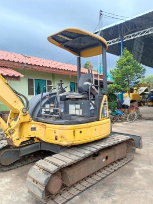 ขายจ้า...KOMATSU PC40MR-2. เก่านอกแท้  เดิมๆๆ  สภาพสวย  พร้อมใช้  โทร  089-3818694  จ๊อย