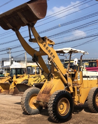 ขายรถตักล้อยาง KOMATSU 510 แขนยาวพิเศษ กรองเดี่ยว นำเข้าเองจากญี่ปุ่น สภาพสวยพร้อม มีVDOการทำงานครับ