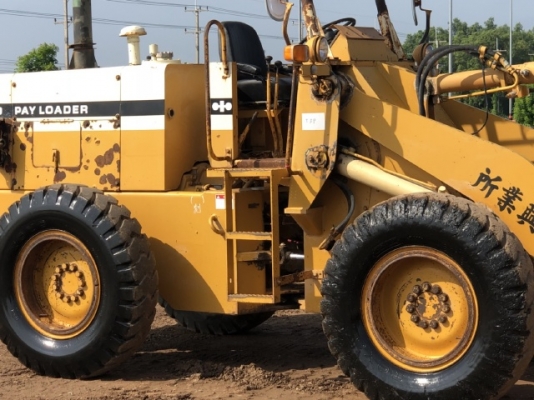 ขายรถตักล้อยาง KOMATSU 510 แขนยาวพิเศษ กรองเดี่ยว นำเข้าเองจากญี่ปุ่น สภาพสวยพร้อม มีVDOการทำงานครับ