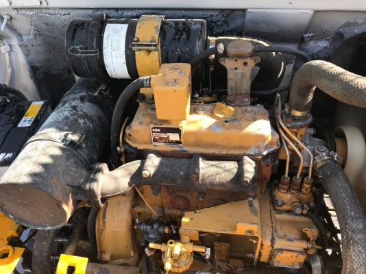 komatsu pc30-6สภาพดีเก่าญี่ปุ่น มีใบอินวอยไม่เคยใช้ในไทย