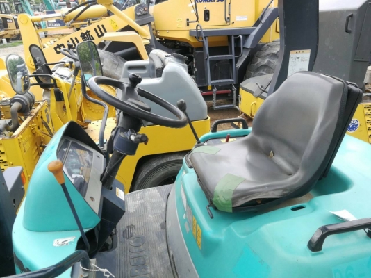 รถตัก KOBELCO  LK40Z-3  นำเข้าจากญี่ปุ่น สวยจริง สดจริง