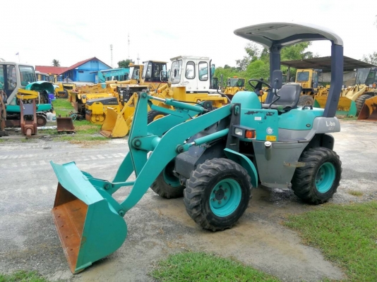 รถตัก KOBELCO  LK40Z-3  นำเข้าจากญี่ปุ่น สวยจริง สดจริง