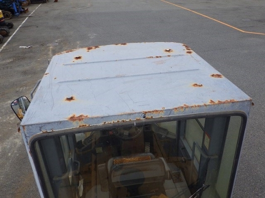 ขายรถตัก ยี่ห้อ TCM รุ่น E835