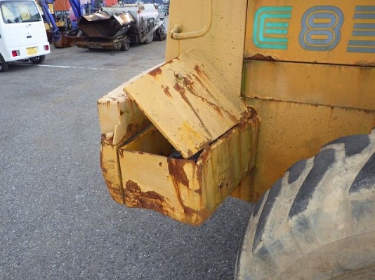 ขายรถตัก ยี่ห้อ TCM รุ่น E835