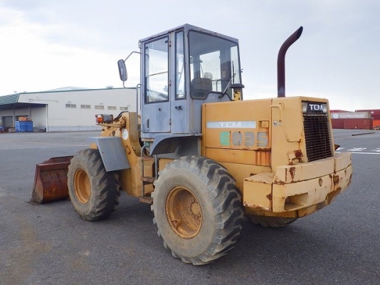 ขายรถตัก ยี่ห้อ TCM รุ่น E835