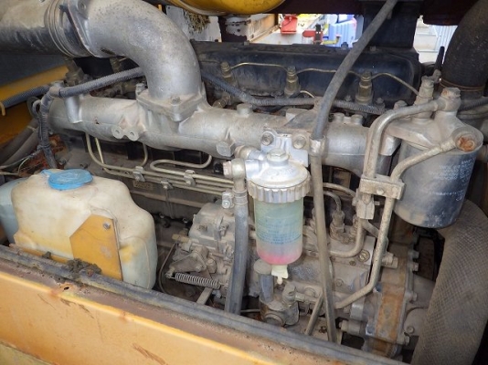 ขายรถตัก ยี่ห้อ TCM รุ่น E835