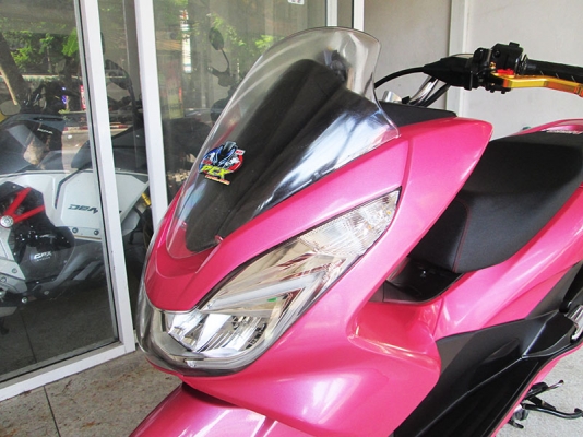 ขาย Honda PCX 150 ตัวไฟ LED ภาษีปี 63 แต่งสภาพสวย เครื่องดี สีสวย ใส่โช๊ค Yss