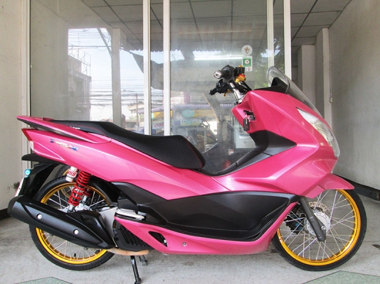 ขาย Honda PCX 150 ตัวไฟ LED ภาษีปี 63 แต่งสภาพสวย เครื่องดี สีสวย ใส่โช๊ค Yss