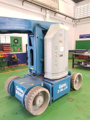 มาใหม่ ขายรถกระเช้า9เมตร GENIE Z-30/20N ปี2007 ยางดี แบตเตอรี่ดี ระบบสมบูรณ์ 092-929-9942 ธีรเทพ มาใหม่ ขายรถกระเช้า9เมตร GENIE Z-30/20N ปี2007 ยางดี แบตเตอรี่ดี ระบบสมบูรณ์ 092-929-9942 ธีรเทพ