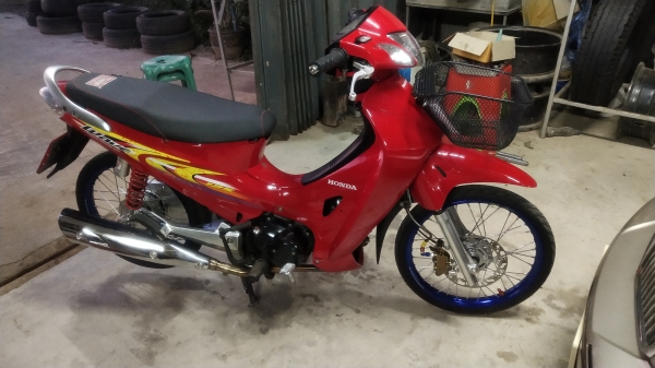 Wave125R จัดสภาพใหม่ทั้งคัน เครื่ิองดีฟิตใหม่ เล่มพร้อมชุดโอนลอย ภาษี63 สนใจดูรถได้ด้วยตัวเอง Wave125R จัดสภาพใหม่ทั้งคัน เครื่ิองดีฟิตใหม่ เล่มพร้อมชุดโอนลอย ภาษี63 สนใจดูรถได้ด้วยตัวเอง