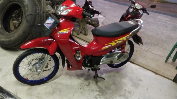 Wave125R จัดสภาพใหม่ทั้งคัน เครื่ิองดีฟิตใหม่ เล่มพร้อมชุดโอนลอย ภาษี63 สนใจดูรถได้ด้วยตัวเอง Wave125R จัดสภาพใหม่ทั้งคัน เครื่ิองดีฟิตใหม่ เล่มพร้อมชุดโอนลอย ภาษี63 สนใจดูรถได้ด้วยตัวเอง