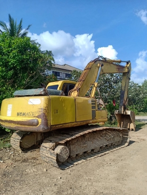 ขายรถแบคโฮ KOMATSU PC200-6 เอกสารเล่ม ระบบไฟเต็ม ราคา 650000