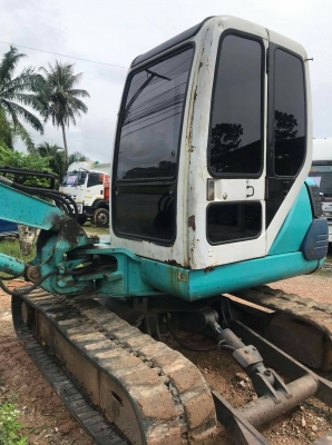 ขายKOMATSU PC40-7 เชคนอกราคา 400,000