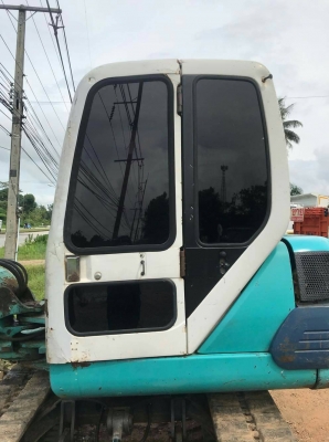 ขายKOMATSU PC40-7 เชคนอกราคา 400,000 ขายKOMATSU PC40-7 เชคนอกราคา 400,000