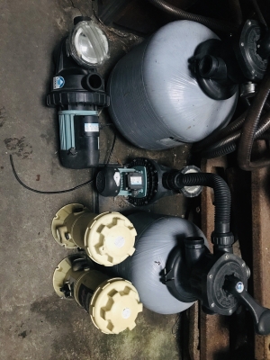 ขายชุดปั้มน้ำพร้อมถังกรองทรายสระว่ายน้ำมือสอง สภาพดี