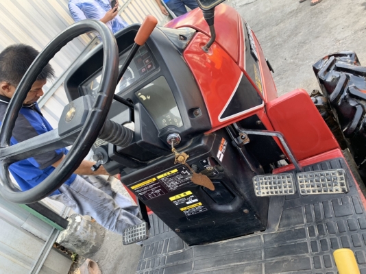 ขายรถไถนอกนำเข้าจากญี่ปุ่น MT205DT ขับเคลื่อน 4 ล้อ 20 แรง สภาพดีมาก พร้อมโรตารี่ 130,000 บาท 097-959-2635 เปี๊ยก