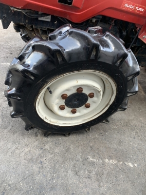 ขายรถไถนอกนำเข้าจากญี่ปุ่น MT205DT ขับเคลื่อน 4 ล้อ 20 แรง สภาพดีมาก พร้อมโรตารี่ 130,000 บาท 097-959-2635 เปี๊ยก ขายรถไถนอกนำเข้าจากญี่ปุ่น MT205DT ขับเคลื่อน 4 ล้อ 20 แรง สภาพดีมาก พร้อมโรตารี่ 130,000 บาท 097-959-2635 เปี๊ยก