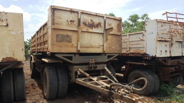 ขาย 245,000 ลูกพ่วงดั้ม 2 คาน ยางดี คัชซีสวย มีอยู่ทั้งหมด15 คัน หางอู่.สสุรชัย 5 หาง เป็นของอู่หน้าพระลาน 10 หาง สภาพสวยพร้อมใช้ เอกสารพร้อมโอน ลูกพ่วงอยู่ สระบุรี 090-772-3710 090-772-3708 ขาย 245,000 ลูกพ่วงดั้ม 2 คาน ยางดี คัชซีสวย มีอยู่ทั้งหมด15 คัน หางอู่.สสุรชัย 5 หาง เป็นของอู่หน้าพระลาน 10 หาง สภาพสวยพร้อมใช้ เอกสารพร้อมโอน ลูกพ่วงอยู่ สระบุรี 090-772-3710 090-772-3708