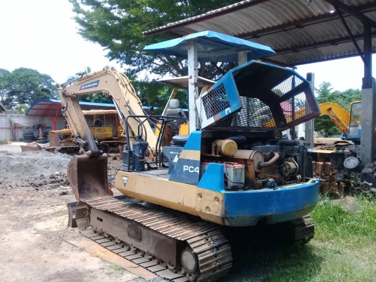 ขายKOMATSU PC40-6 เอวดีช่วงล่างดีปั้มแรงราคา210,000