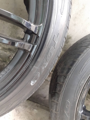 ขายครับแม็ก 22 นิ้ว ครอสโม MR2 แท้ พร้อมยางโยโกฮาม่า ด่วนๆ โทร 081-2316825 ขายครับแม็ก 22 นิ้ว ครอสโม MR2 แท้ พร้อมยางโยโกฮาม่า ด่วนๆ โทร 081-2316825