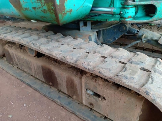 ขายจ้า..KOMATSU PC30-7. เก่านอกแท้  เดิมๆๆ  เครื่องปั๊มแห้ง  มีลายแย๊ก  พร้อมใช้  โทร 089-3818694  จ๊อย