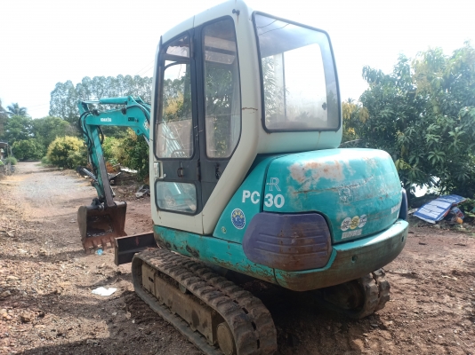 ขายจ้า..KOMATSU PC30-7. เก่านอกแท้  เดิมๆๆ  เครื่องปั๊มแห้ง  มีลายแย๊ก  พร้อมใช้  โทร 089-3818694  จ๊อย