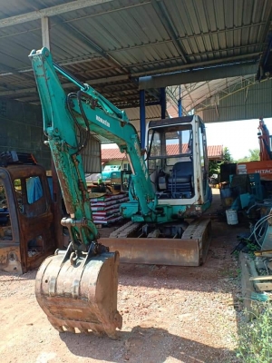 ขายจ้า..KOMATSU PC30-7. เก่านอกแท้  เดิมๆๆ  เครื่องปั๊มแห้ง  มีลายแย๊ก  พร้อมใช้  โทร 089-3818694  จ๊อย