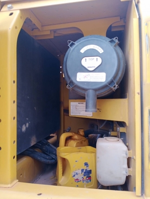 มี VDO ให้ชม.KOMATSU PC200-8 เอกสารเล่ม ไมล์ 10200 ชม.ราคา 1450000