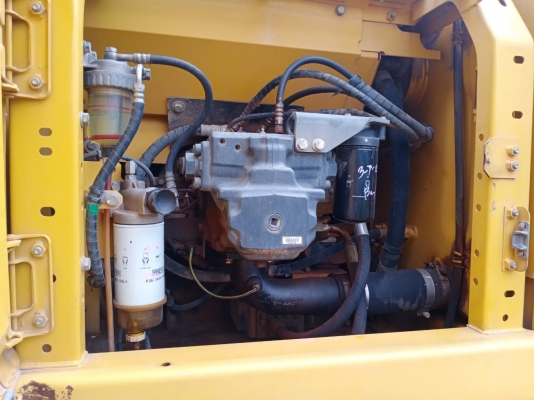 มี VDO ให้ชม.KOMATSU PC200-8 เอกสารเล่ม ไมล์ 10200 ชม.ราคา 1450000