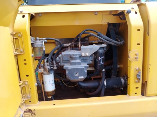 มี VDO ให้ชม.KOMATSU PC200-8 เอกสารเล่ม ไมล์ 10200 ชม.ราคา 1450000