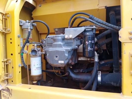 มี VDO ให้ชม.KOMATSU PC200-8 เอกสารเล่ม ไมล์ 10200 ชม.ราคา 1450000