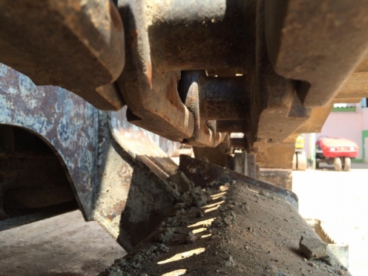 ขายรถปรับสภาพดิน KOMATSU BZ200-1 รถนอกนำเข้าจากญี่ปุ่น สภาพสวยพร้อมใช้