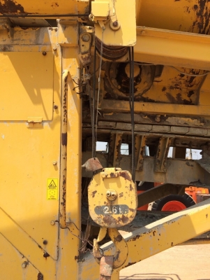 ขายรถปรับสภาพดิน KOMATSU BZ200-1 รถนอกนำเข้าจากญี่ปุ่น สภาพสวยพร้อมใช้