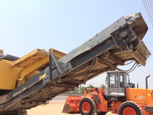 ขายรถปรับสภาพดิน KOMATSU BZ200-1 รถนอกนำเข้าจากญี่ปุ่น สภาพสวยพร้อมใช้