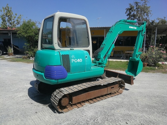 แบคโฮเล็ก KOMATSU PC40-7 เก่าญี่ปุ่นแท้ หัวเก๋ง พร้อมใช้