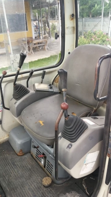 แบคโฮเล็ก KOMATSU PC40-7 เก่าญี่ปุ่นแท้ หัวเก๋ง พร้อมใช้