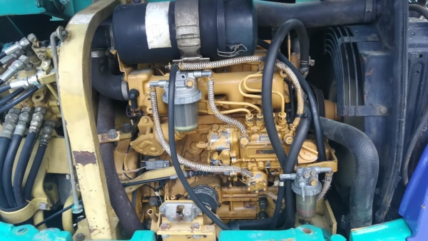 แบคโฮเล็ก KOMATSU PC40-7 เก่าญี่ปุ่นแท้ หัวเก๋ง พร้อมใช้
