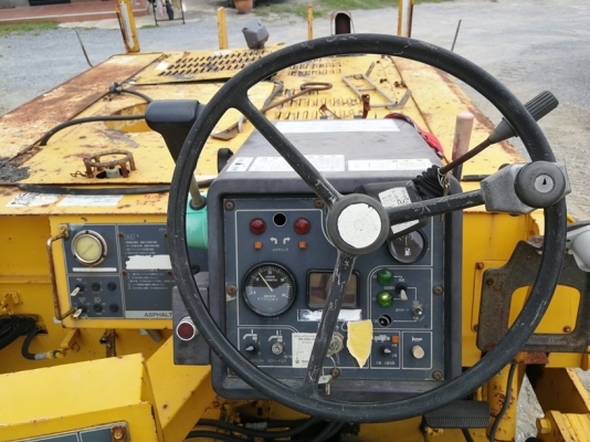 รถปูยาง 3 เมตร ล้อยาง SUMITOMO เก่าญี่ปุ่นแท้