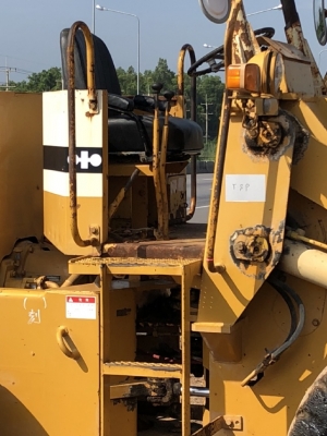 ขายรถตักล้อยาง KOMATSU 510 แขนยาวพิเศษ กรองเดี่ยว นำเข้าเองจากญี่ปุ่น สภาพสวยพร้อม มีVDOการทำงานครับ