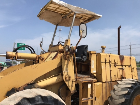 ขายรถตักล้อยาง KOMATSU 515 นำเข้าเองจากญี่ปุ่น สภาพสวยพร้อมใช้ มีVDOการทำงานครับ