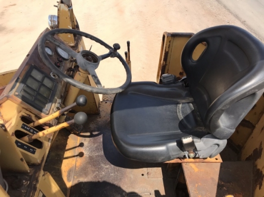 ขายรถตักล้อยาง KOMATSU 515 นำเข้าเองจากญี่ปุ่น สภาพสวยพร้อมใช้ มีVDOการทำงานครับ