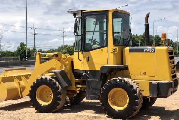ขายรถตักล้อยาง KOMATSU WA80-3 นำเข้าเองจากญี่ปุ่น สภาพสวยพร้อม มีVDOการทำงานครับ