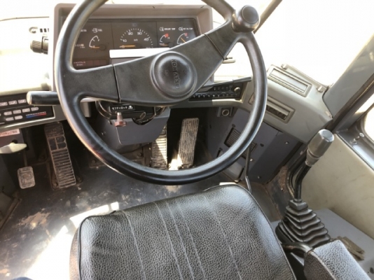 ขายรถตักล้อยาง KOMATSU WA80-3 นำเข้าเองจากญี่ปุ่น สภาพสวยพร้อม มีVDOการทำงานครับ