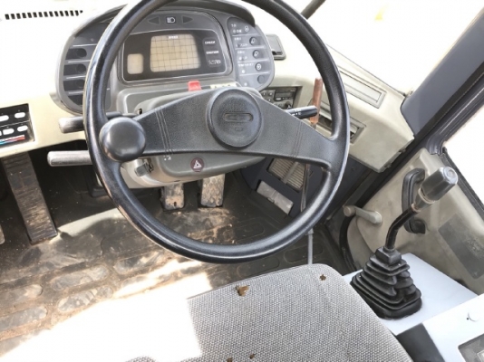 ขายรถตักล้อยาง KOMATSU WA200-3 รถนอกนำเข้าจากญี่ปุ่น สภาพสวยพร้อมใช้ มีVDOการทำงานครับ