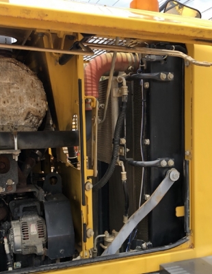 ขายรถตักล้อยาง KOMATSU WA320-6 รถนอกนำเข้าเองจากญี่ปุ่น สภาพสวยพร้อมใช้ มีVDOการทำงานครับ